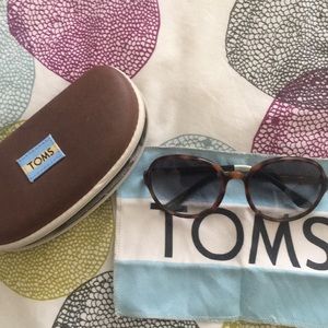 TOMS sunglasses